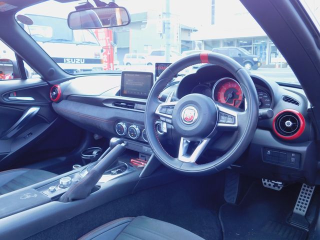 FIAT ABARTH 124 SPIDER 2017