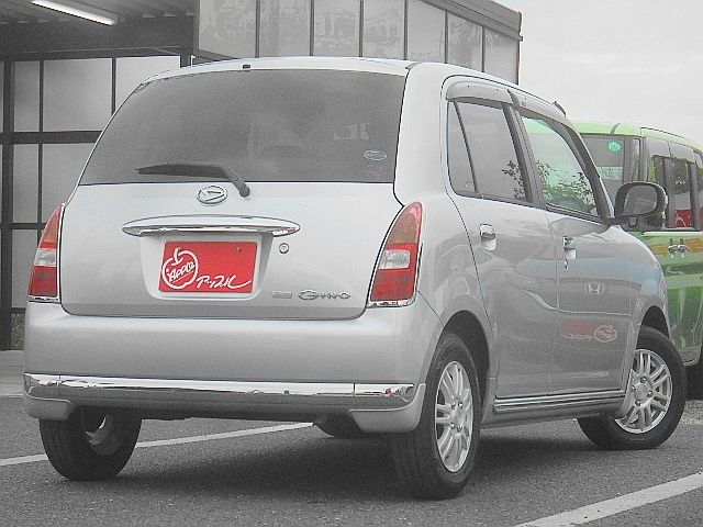 DAIHATSU MIRA GINO 2005