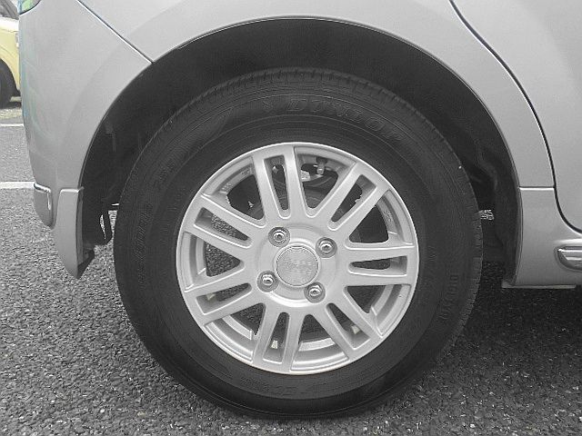 DAIHATSU MIRA GINO 2005