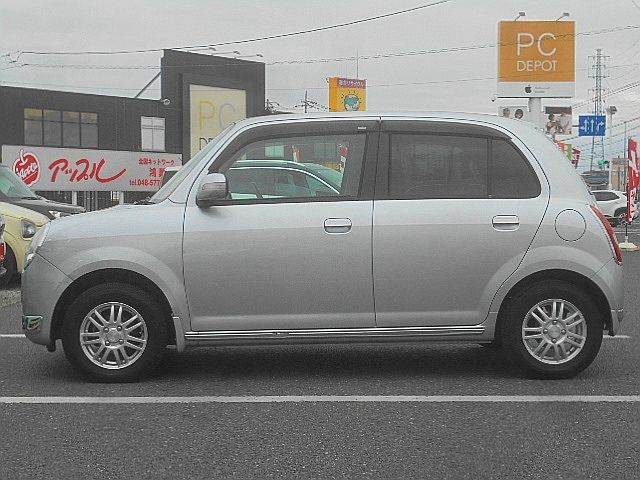 DAIHATSU MIRA GINO 2005