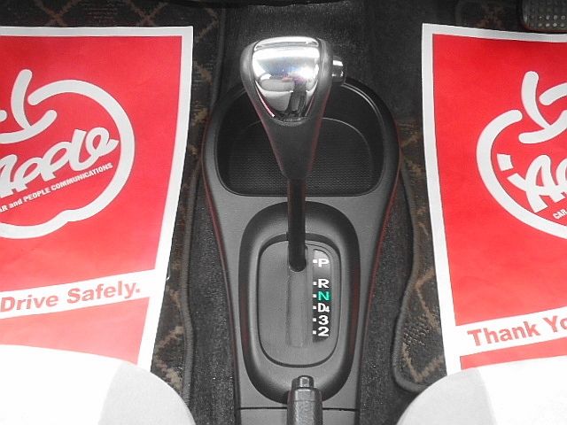 DAIHATSU MIRA GINO 2005