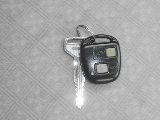 DAIHATSU MIRA GINO 2005