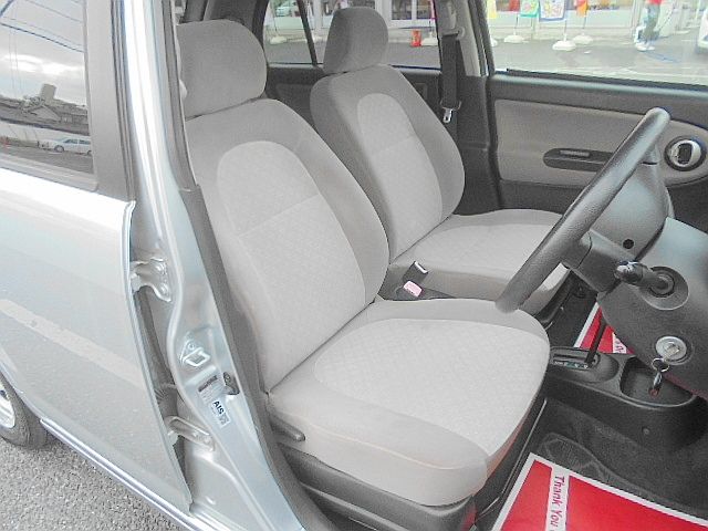 DAIHATSU MIRA GINO 2005