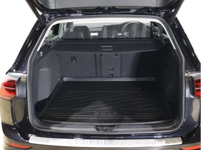 VOLKSWAGEN VOLKSWAGEN GOLF VARIANT 2023