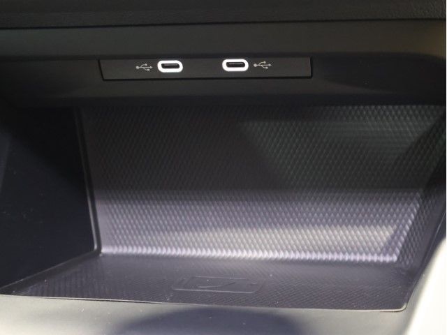 VOLKSWAGEN VOLKSWAGEN GOLF VARIANT 2023