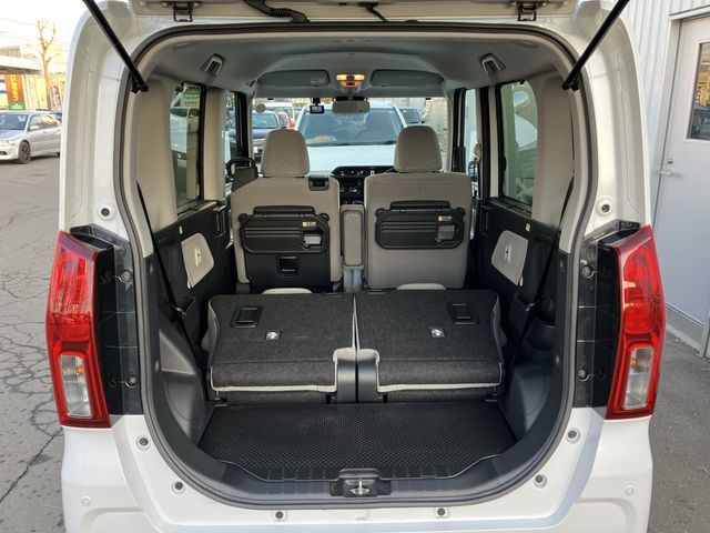 DAIHATSU TANTO 4WD 2023