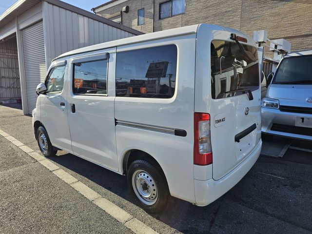 TOYOTA TOWNACE van 4WD 2024