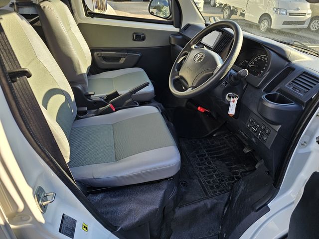 TOYOTA TOWNACE van 4WD 2024