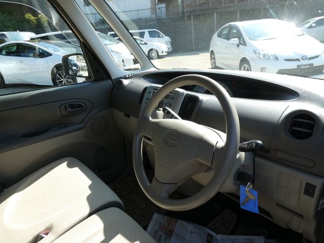 DAIHATSU TANTO 2009