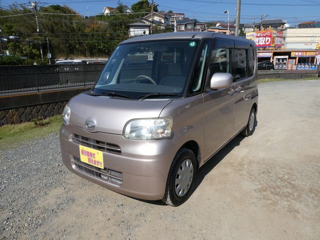 DAIHATSU TANTO 2009