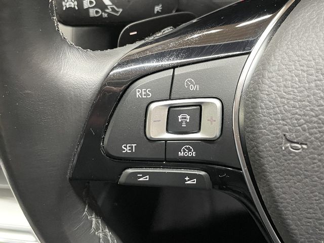 VOLKSWAGEN VOLKSWAGEN PASSAT VARIANT 2015