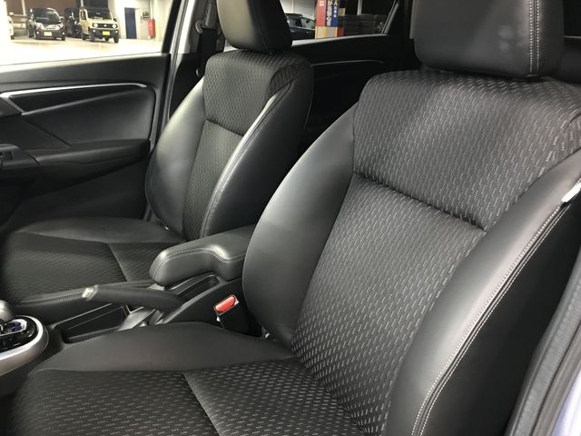 HONDA FIT HYBRID 2016