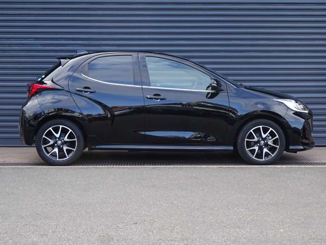 TOYOTA YARIS HYBRID 2020