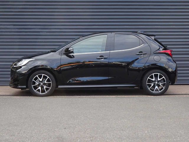 TOYOTA YARIS HYBRID 2020