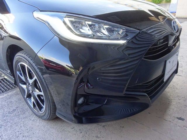 TOYOTA YARIS HYBRID 2020