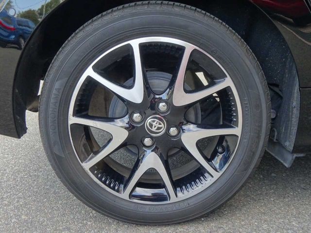 TOYOTA YARIS HYBRID 2020