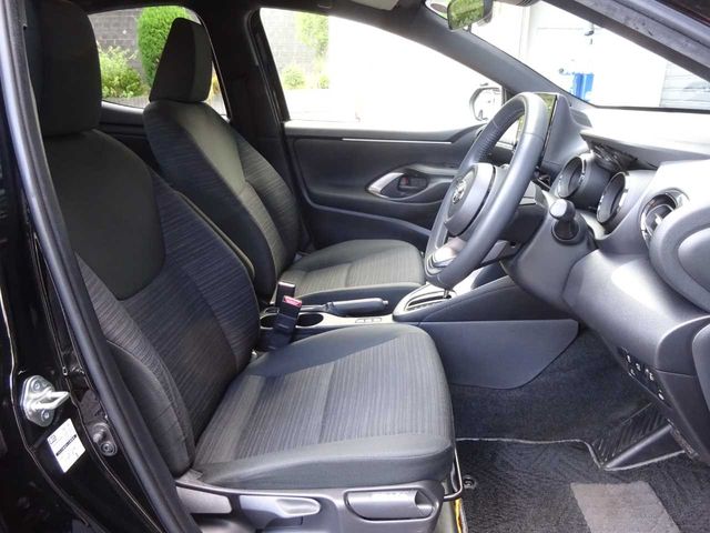 TOYOTA YARIS HYBRID 2020