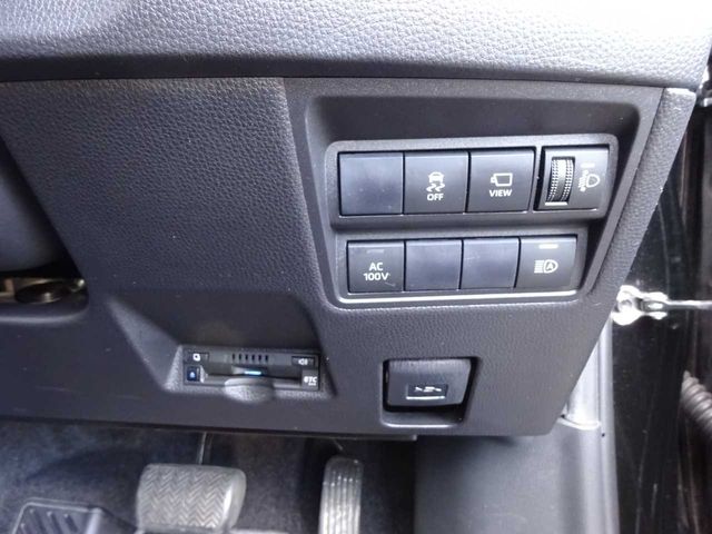 TOYOTA YARIS HYBRID 2020