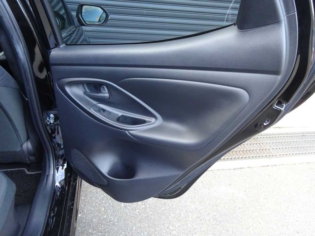 TOYOTA YARIS HYBRID 2020