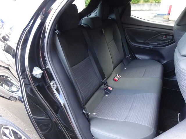 TOYOTA YARIS HYBRID 2020