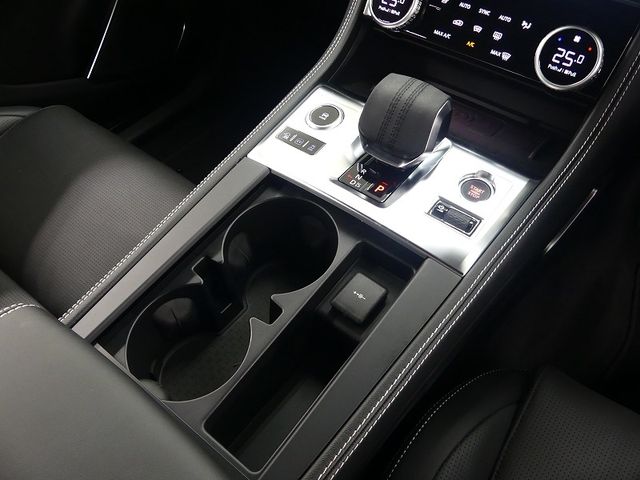 JAGUAR JAGUAR F-PACE 2024