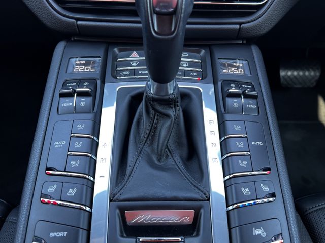 PORSCHE PORSCHE Macan 2019