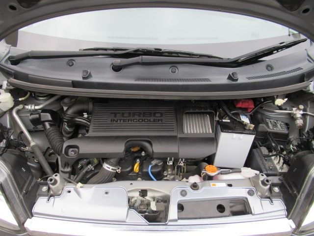 DAIHATSU MOVE CUSTOM 2014