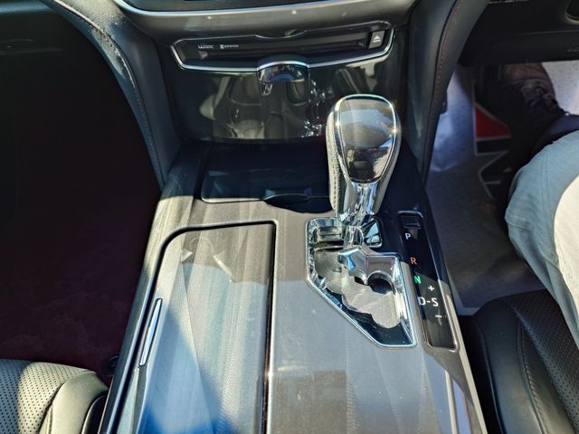 TOYOTA CROWN sedan 2013