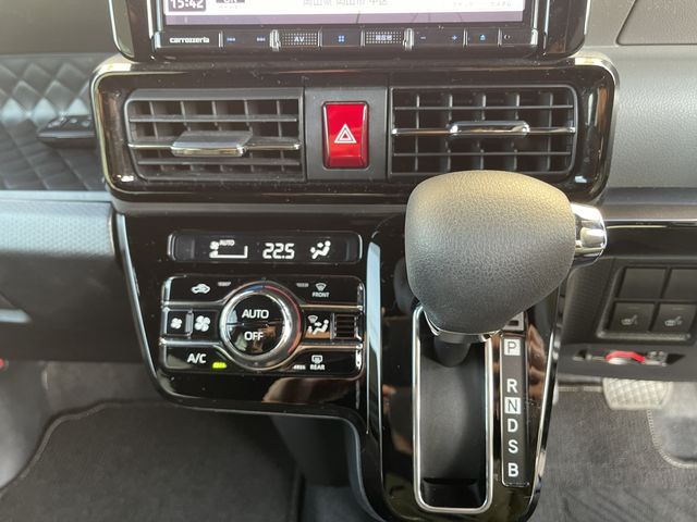 DAIHATSU TANTO CUSTOM 2020