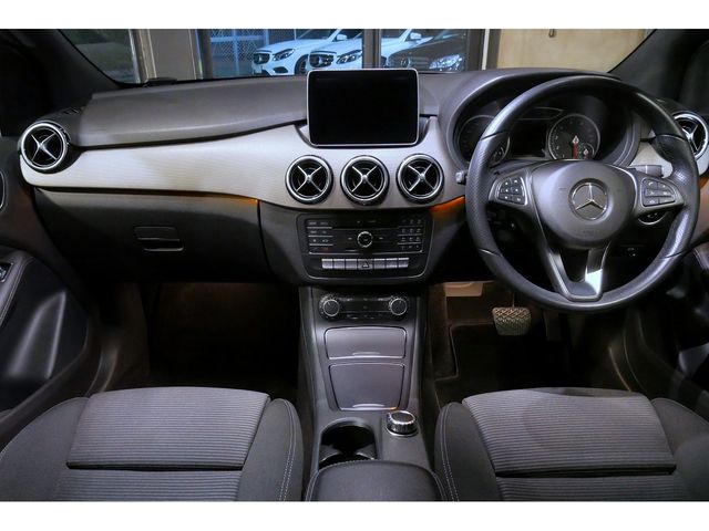 MERCEDES BENZ MERCEDES BENZ B class 2016