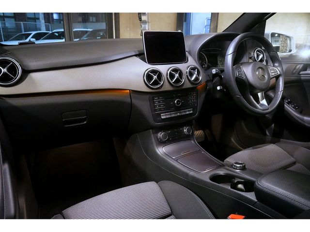 MERCEDES BENZ MERCEDES BENZ B class 2016