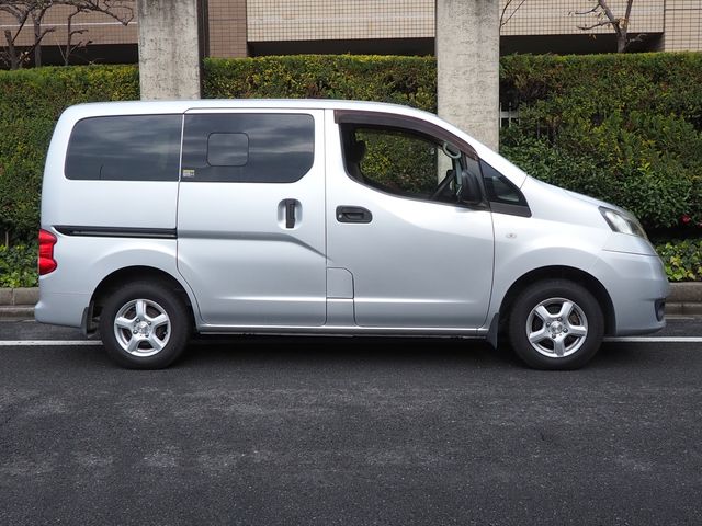 NISSAN NV200 VANETTE van 2016