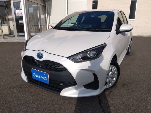 TOYOTA YARIS HYBRID 2021