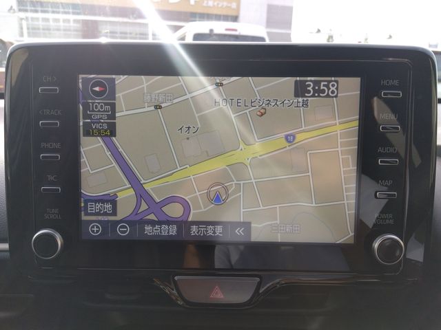 TOYOTA YARIS HYBRID 2021