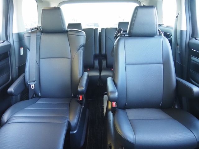 TOYOTA ALPHARD hybrid 4WD 2019