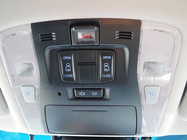 TOYOTA ALPHARD hybrid 4WD 2019