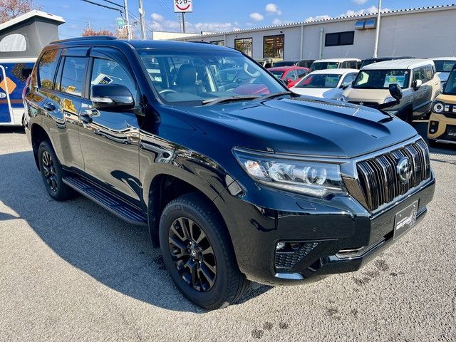 TOYOTA LANDCRUISER PRADO 2020