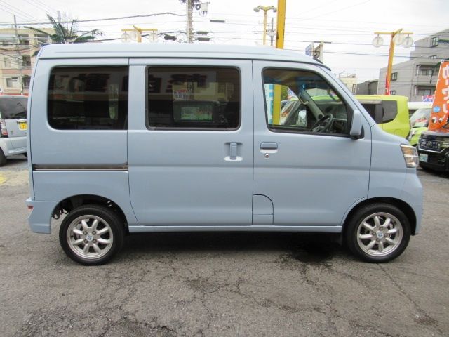 TOYOTA PIXIS van 2020
