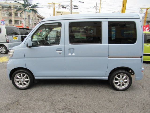 TOYOTA PIXIS van 2020