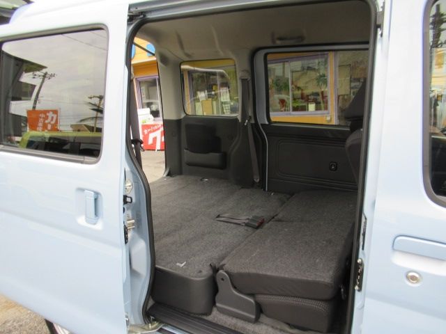 TOYOTA PIXIS van 2020