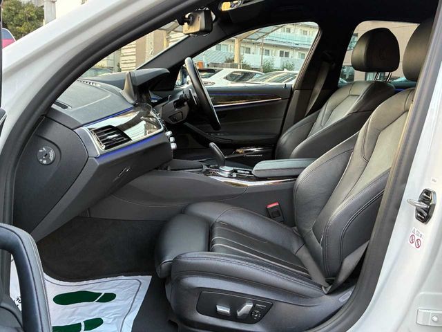 BMW BMW 5series sedan 2020