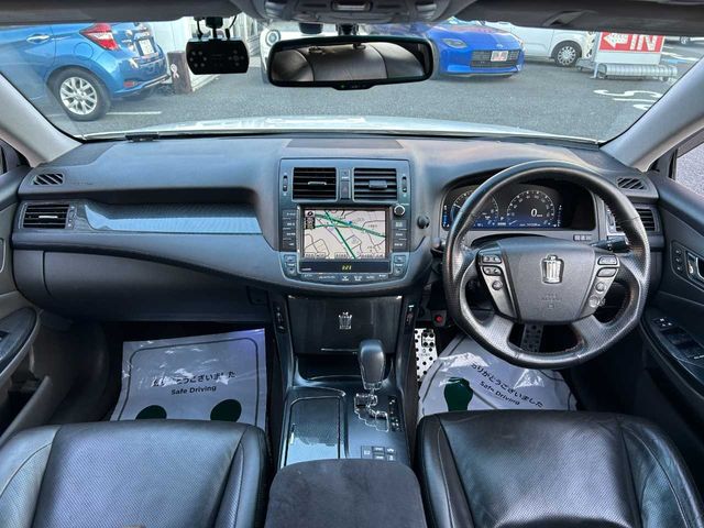 TOYOTA CROWN sedan hybrid 2008