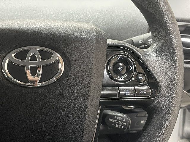 TOYOTA PRIUS 2021