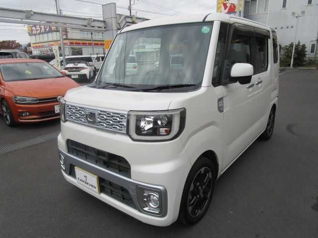 DAIHATSU WAKE 2014