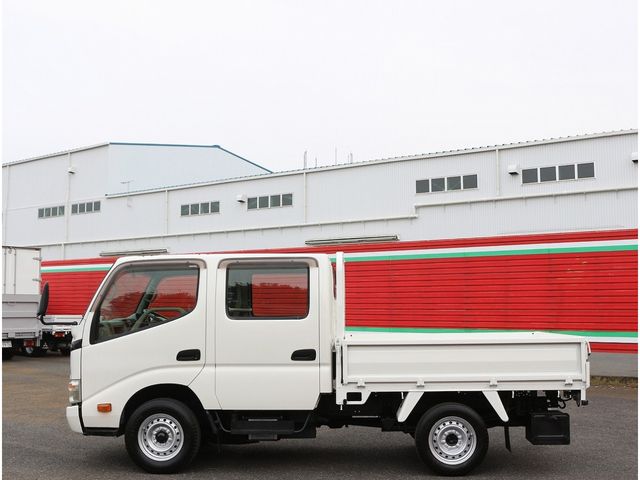 TOYOTA DYNA 2012