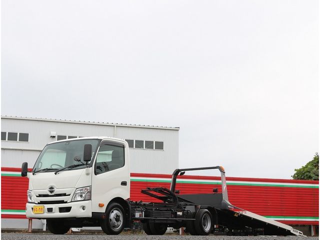 HINO DUTRO 2023