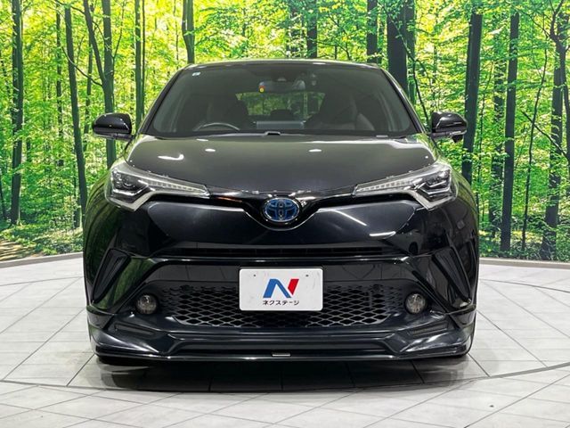 TOYOTA C-HR 2017