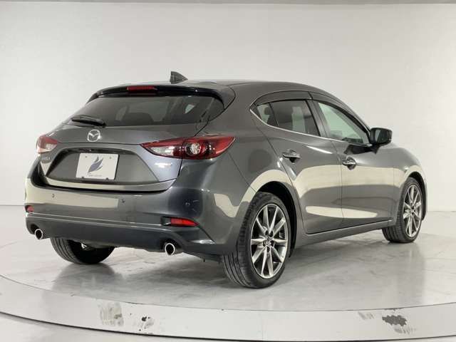 MAZDA AXELA SPORTS 2017