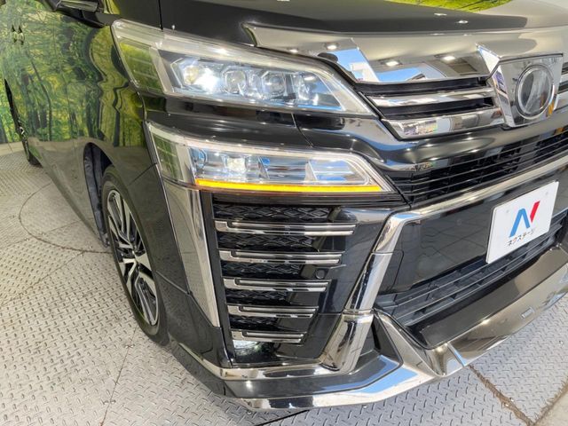 TOYOTA VELLFIRE 2019