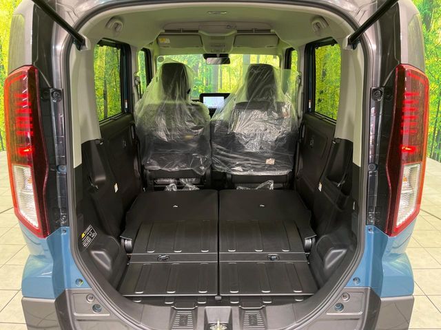 SUZUKI Spacia GEAR 2024